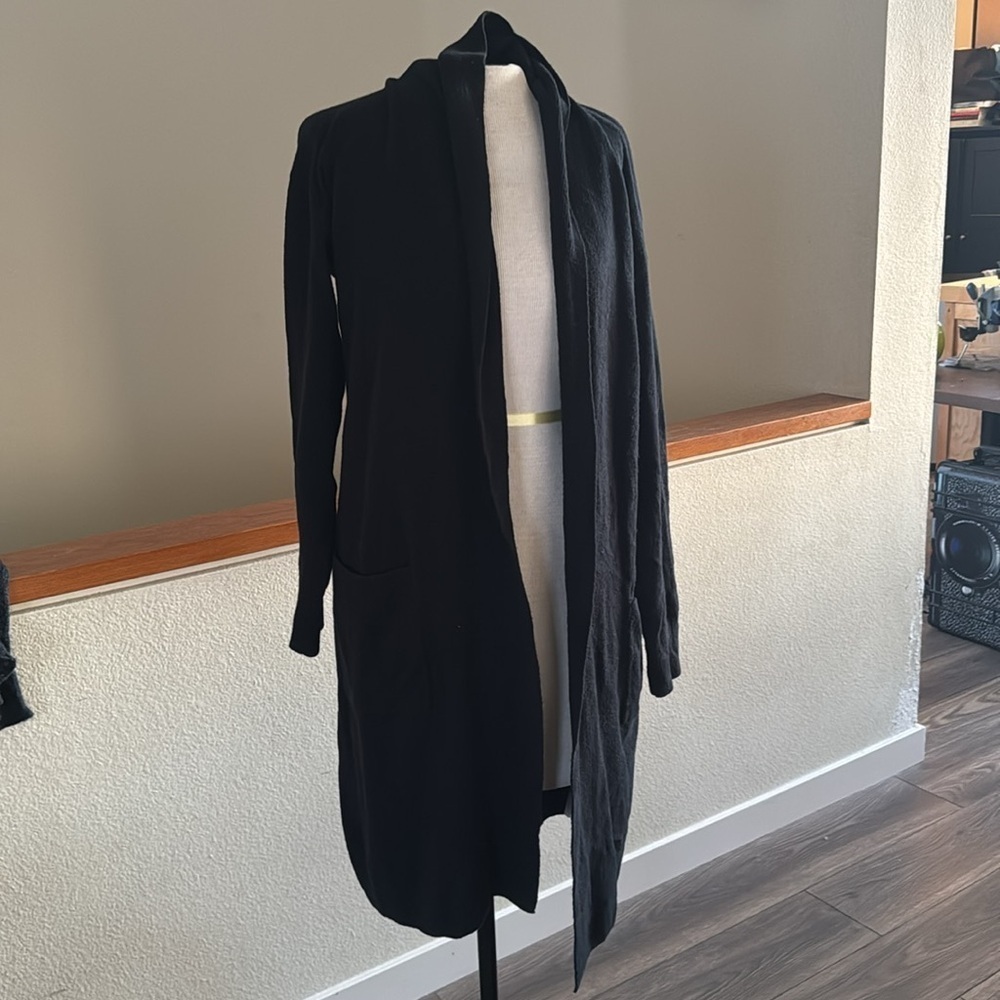 GAP Black Knit Sweater Soft Casual Wear
